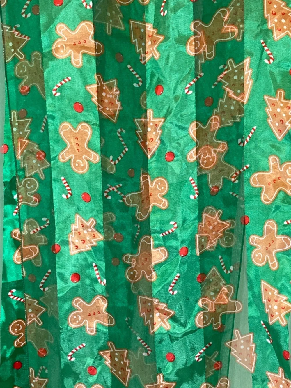 Christmas Scarf Green Silk Feel Gingerbread All Over Print NWT Bay Studio